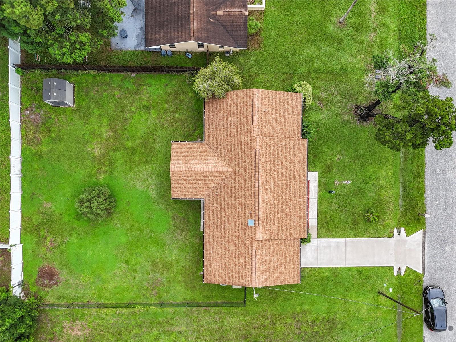 139 BEECHWOOD LN — photo 3
