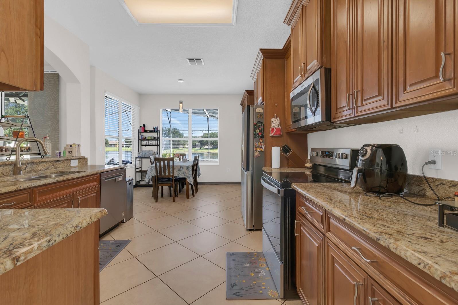 815 BELLA VIDA BLVD — photo 11