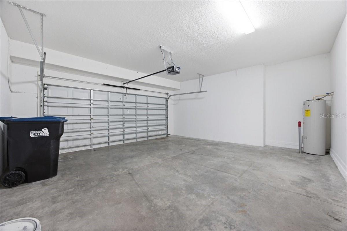 3606 RODRICK CIR — photo 10