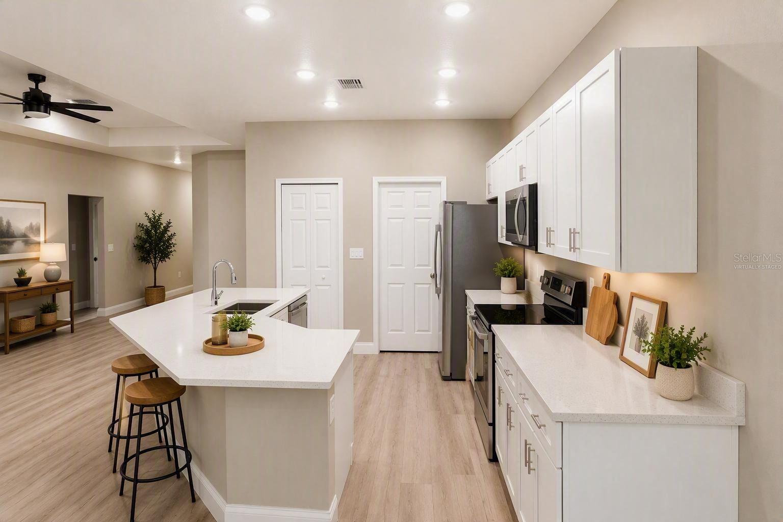 1214 CRESCENT ST — photo 12