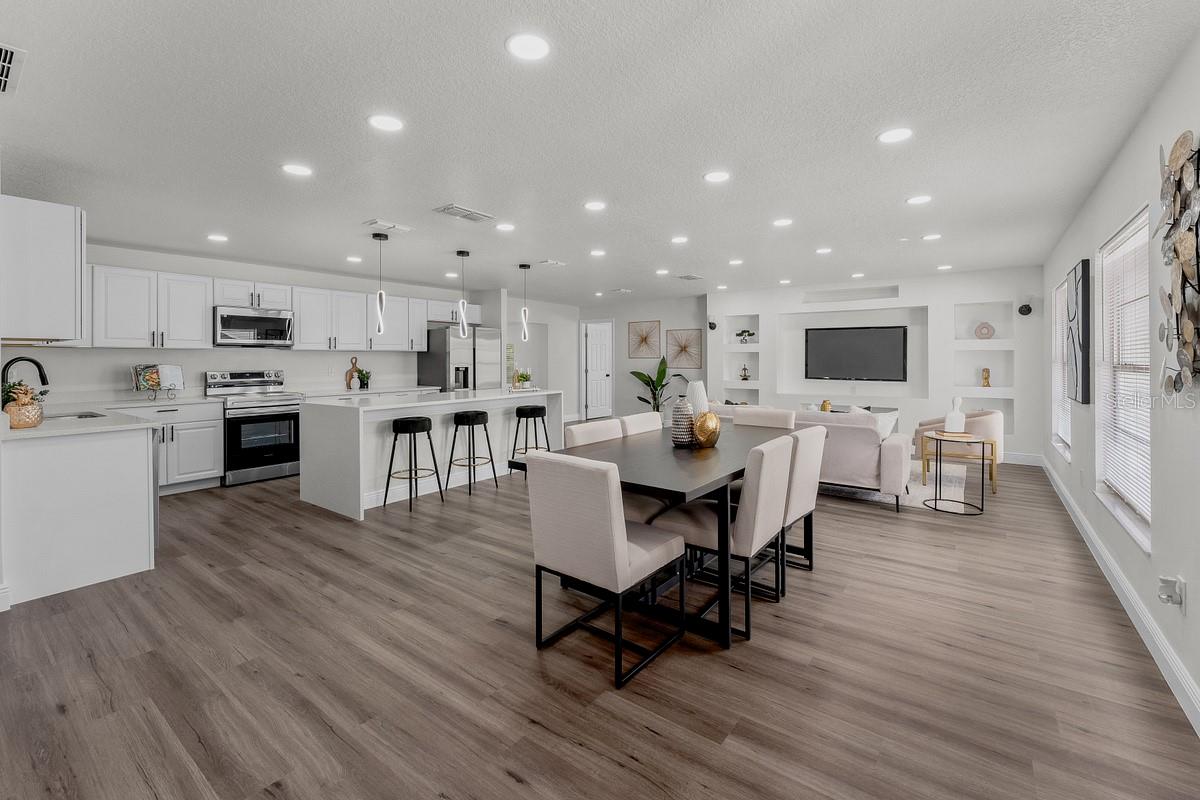 2 BLAINE TREE PL — photo 3