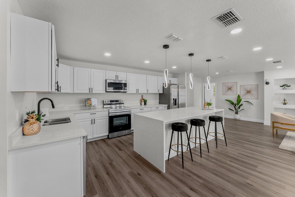 2 BLAINE TREE PL — photo 5