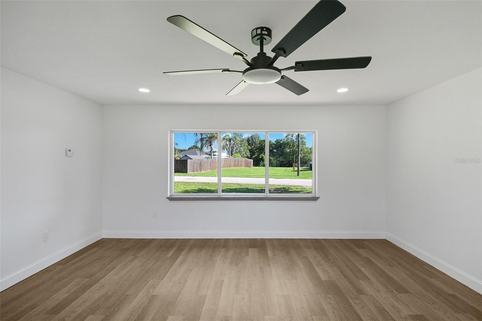 17 POINSETTIA DR — photo 11