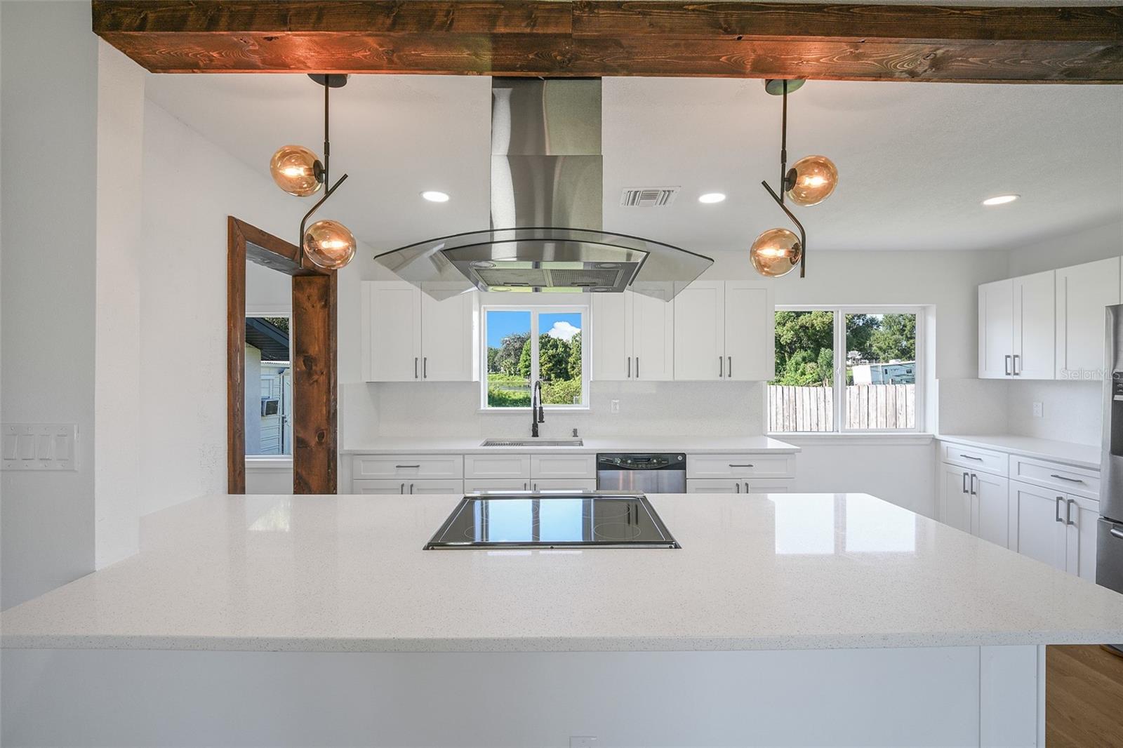 17 POINSETTIA DR — photo 6