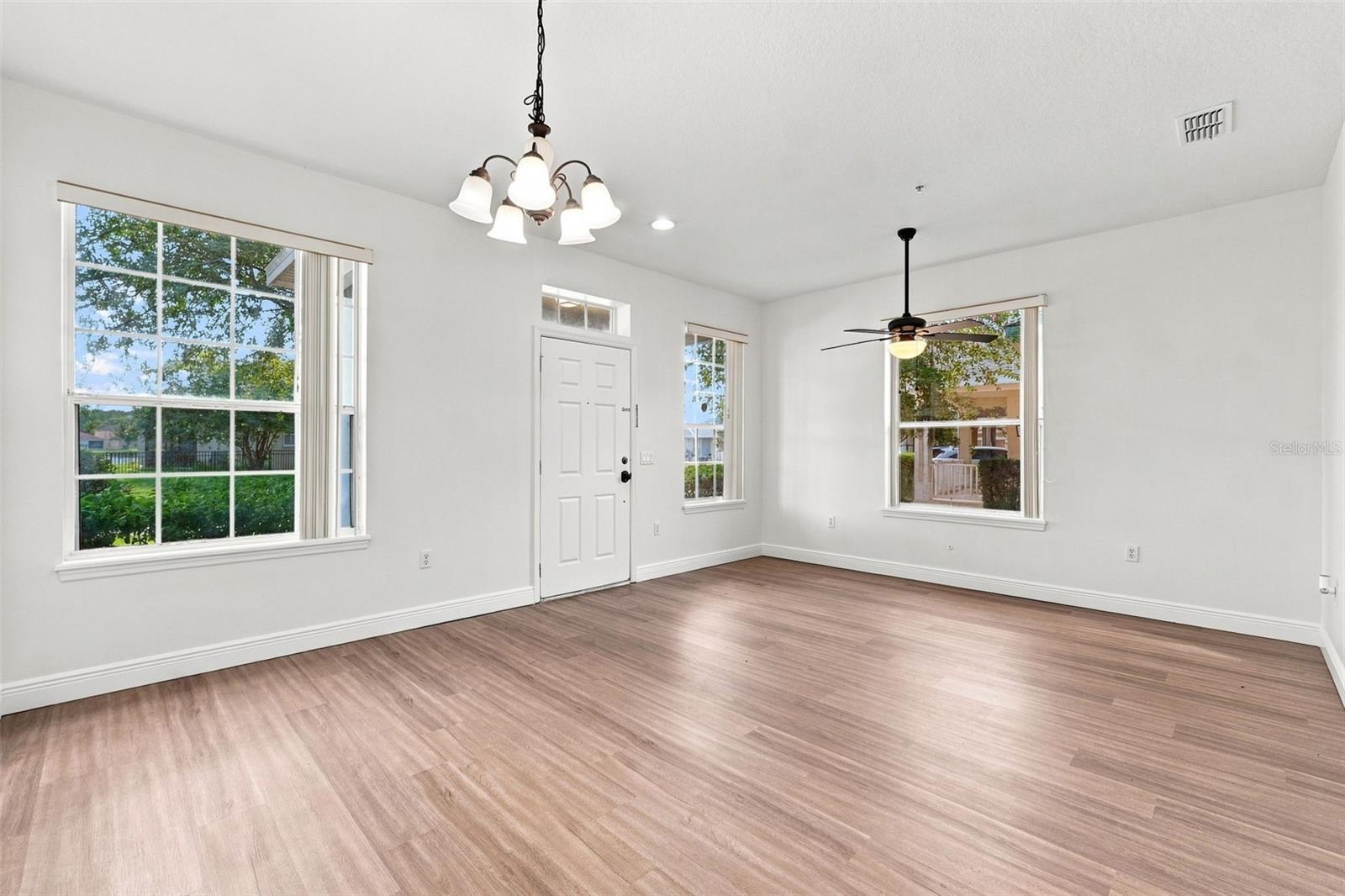 10402 EASTPARK LAKE DR — photo 9