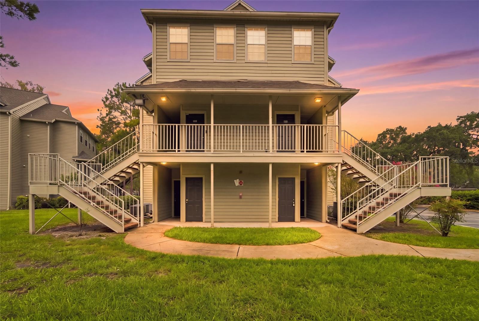 5986 WESTGATE DR #303