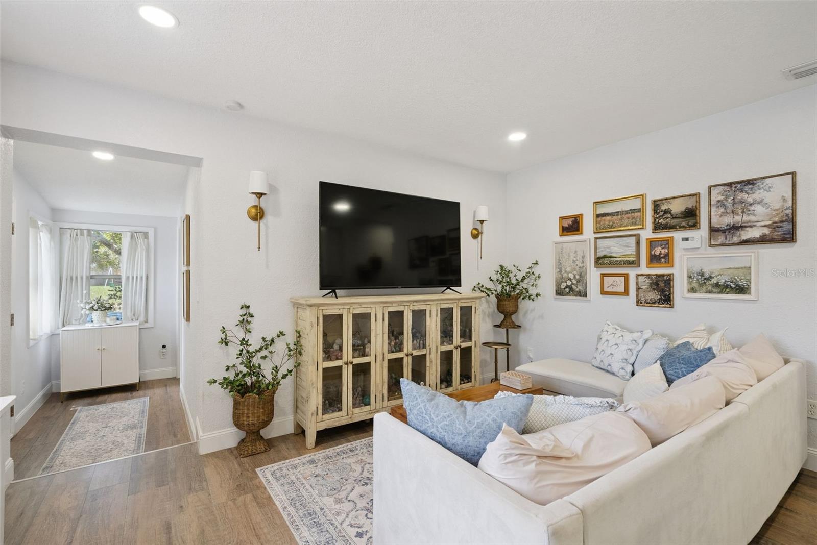 1537 FAITH CT — photo 2