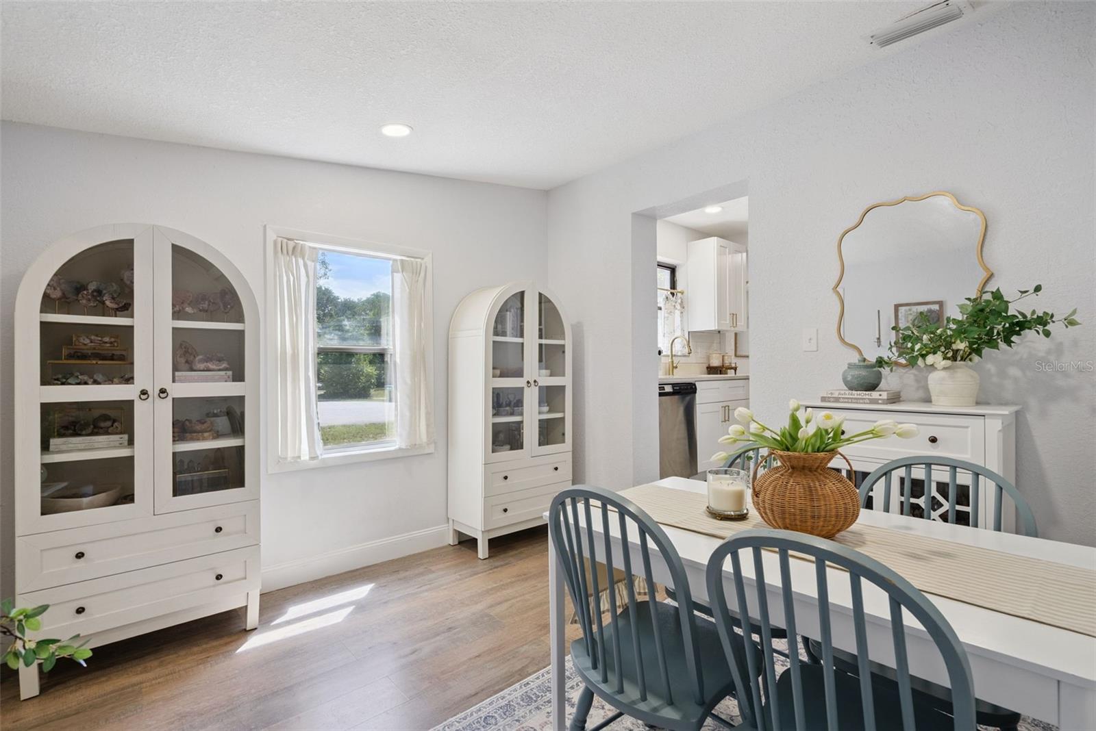1537 FAITH CT — photo 3
