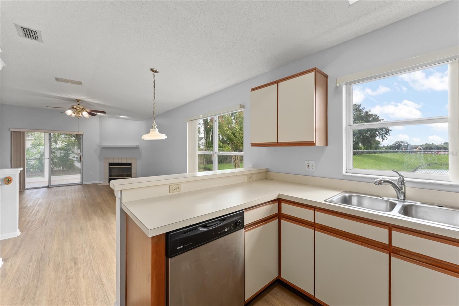 1280 TYLER LAKE CIR — photo 12