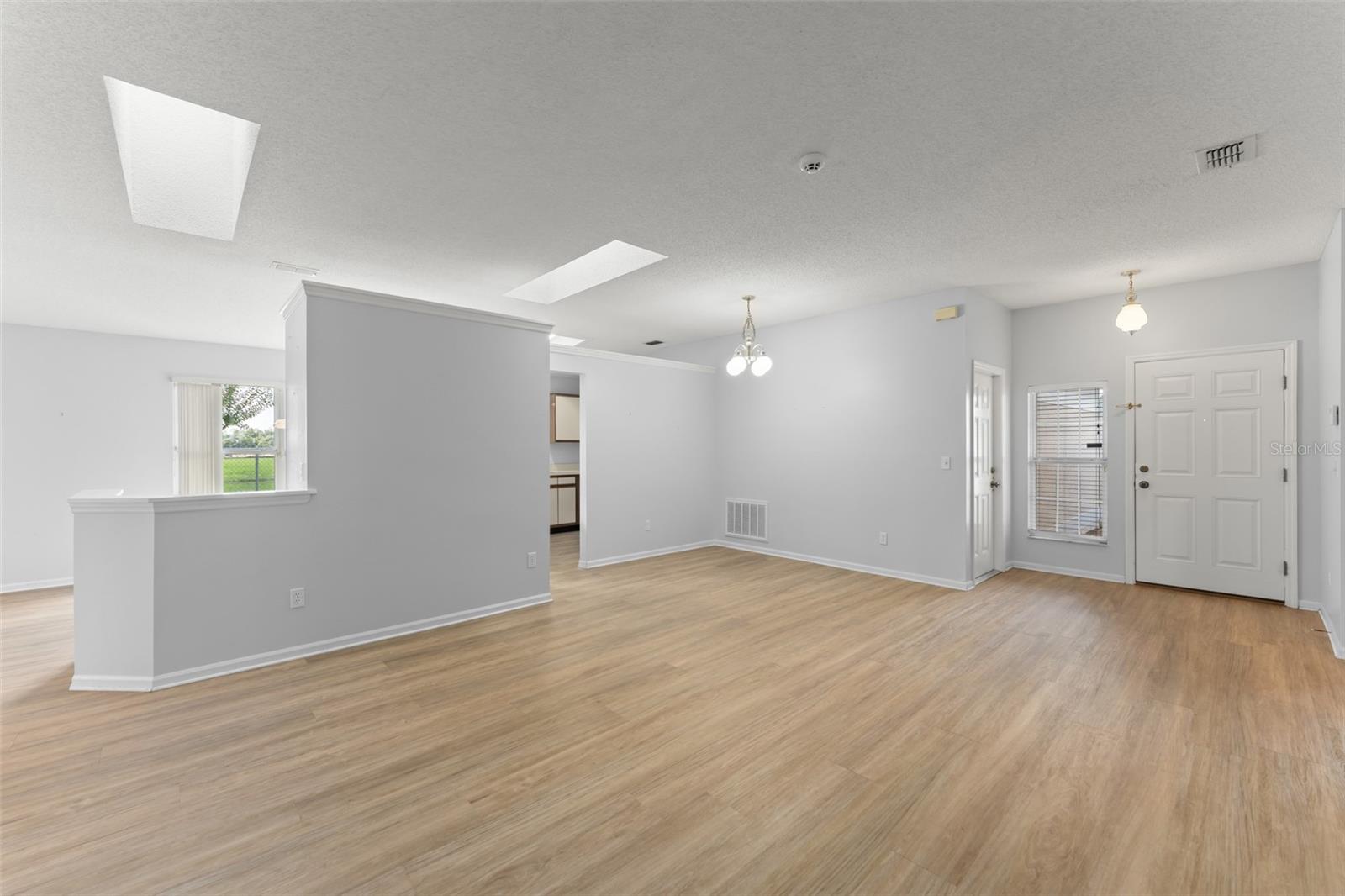 1280 TYLER LAKE CIR — photo 8