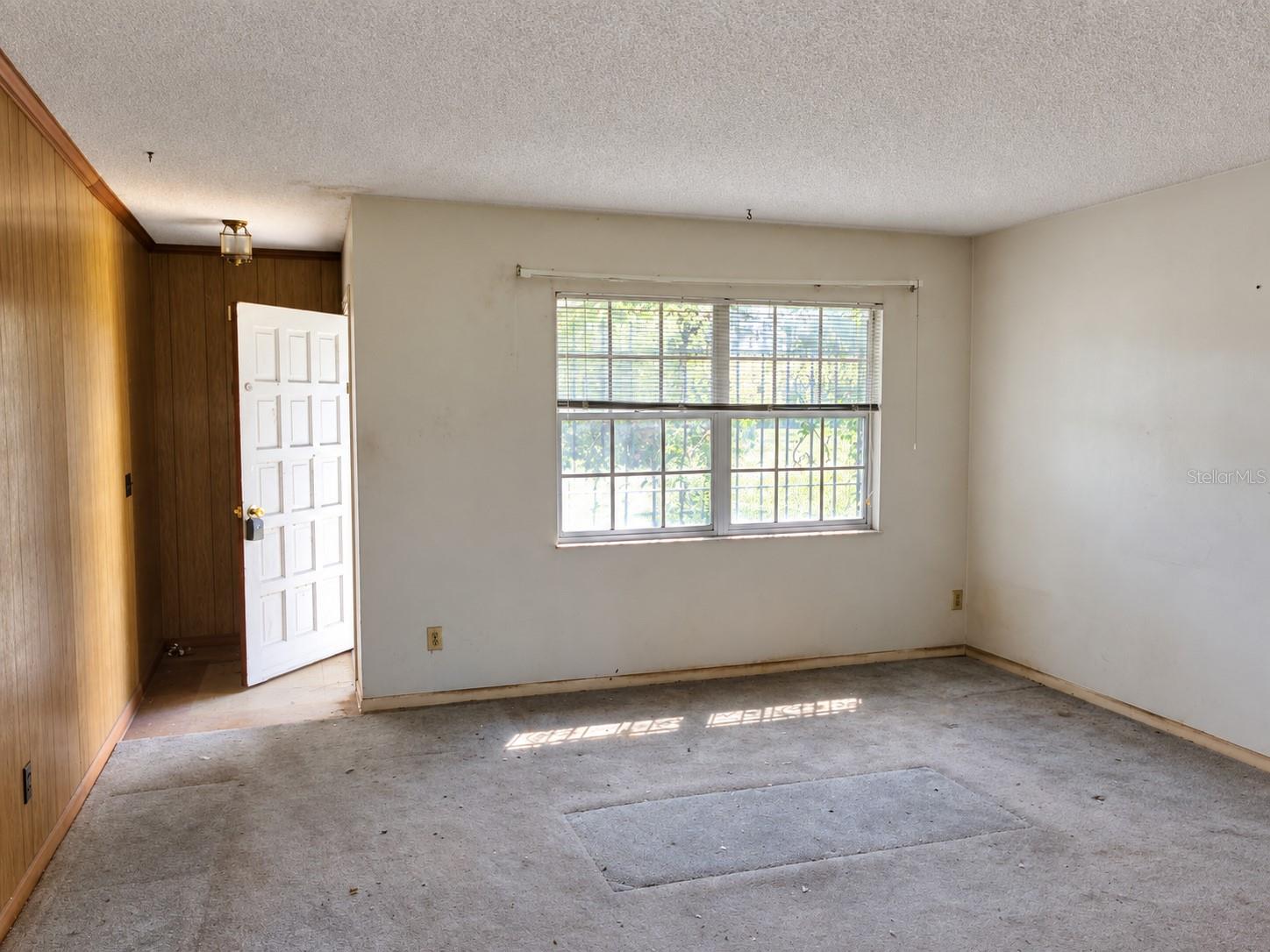 1400 LOWRIE AVE — photo 5