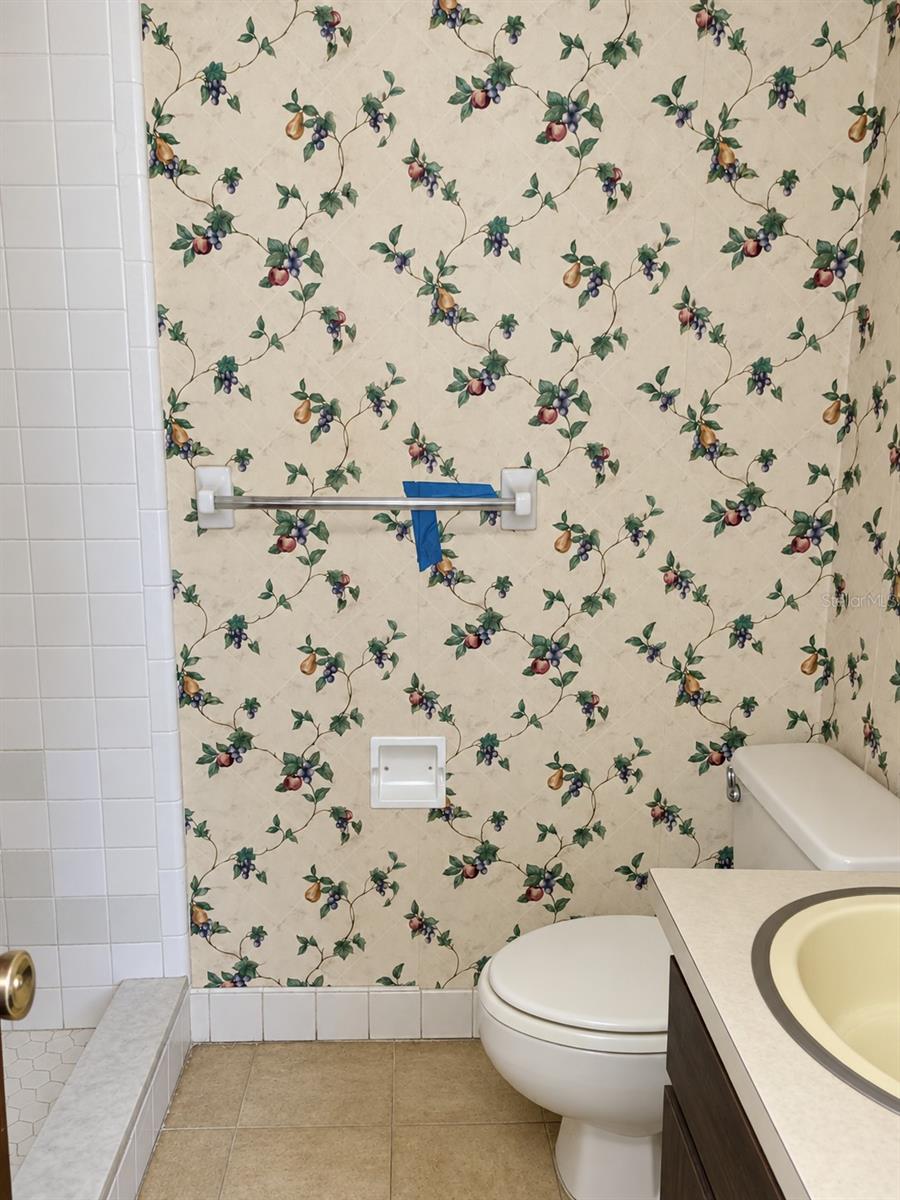 1400 LOWRIE AVE — photo 10