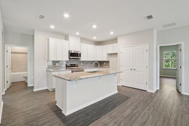 31 WHITTINGHAM LN — photo 2