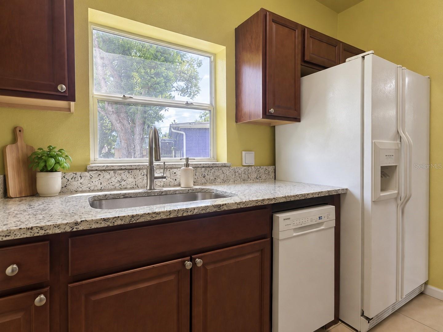 59 ARECA DR — photo 8