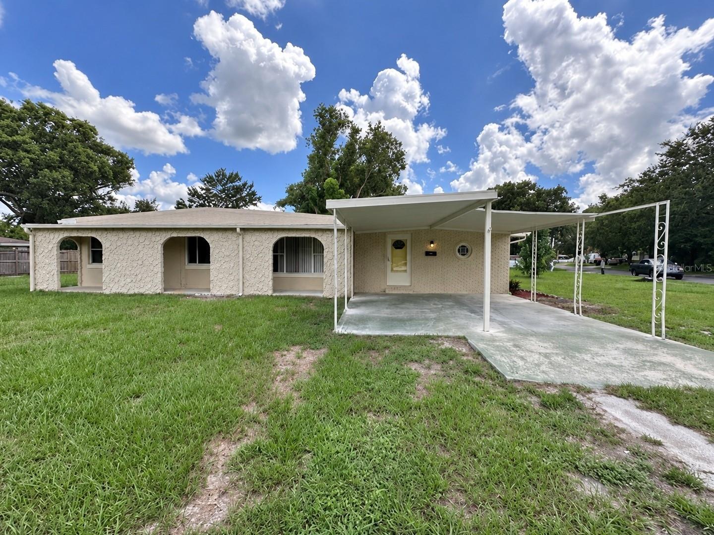 59 ARECA DR