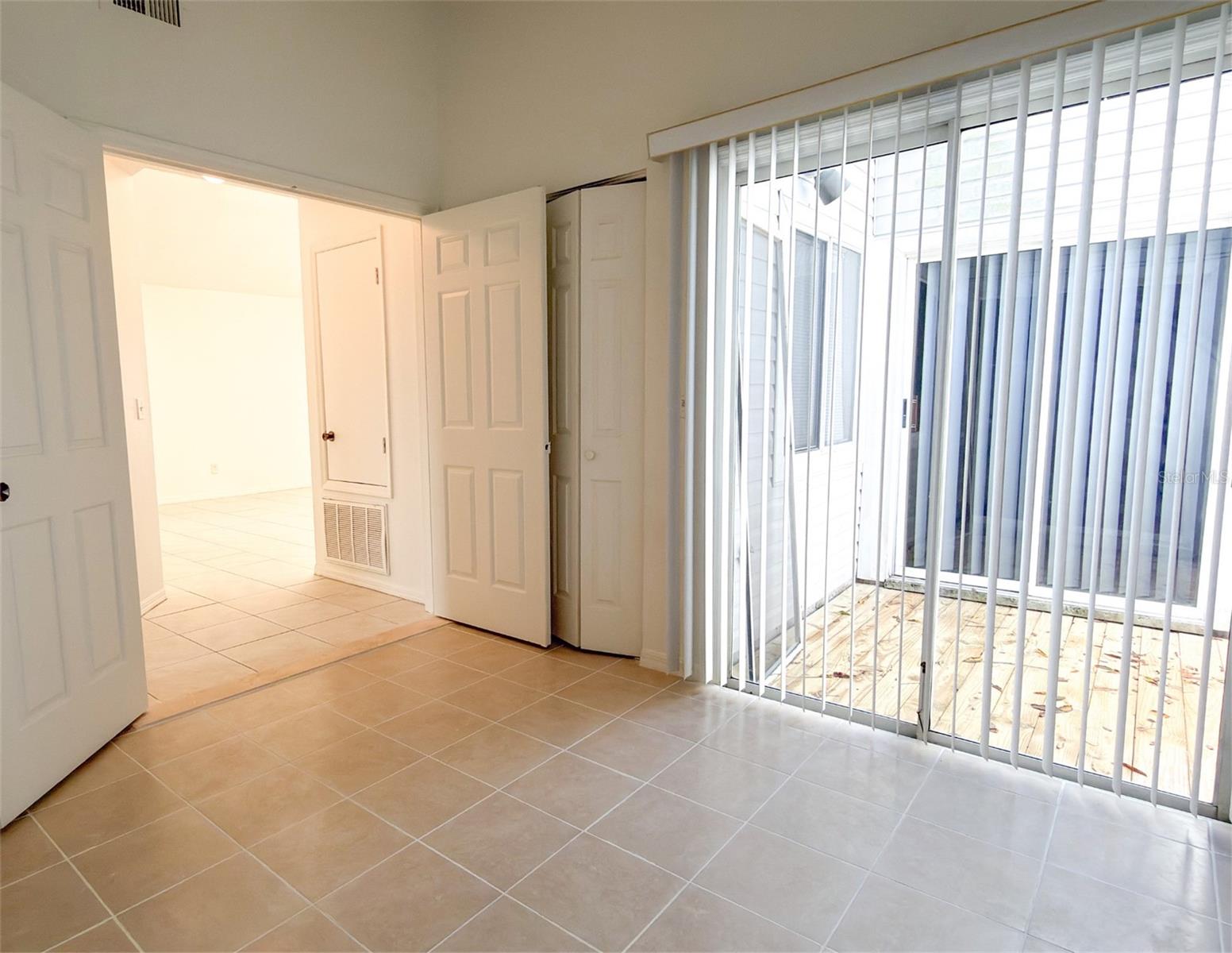 117 MEADOW BLVD — photo 4