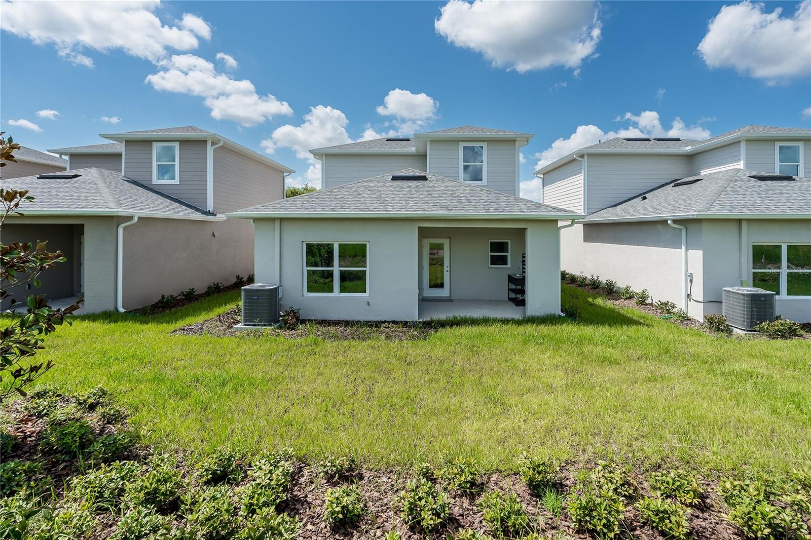 5353 VISTA LAGO DR — photo 2