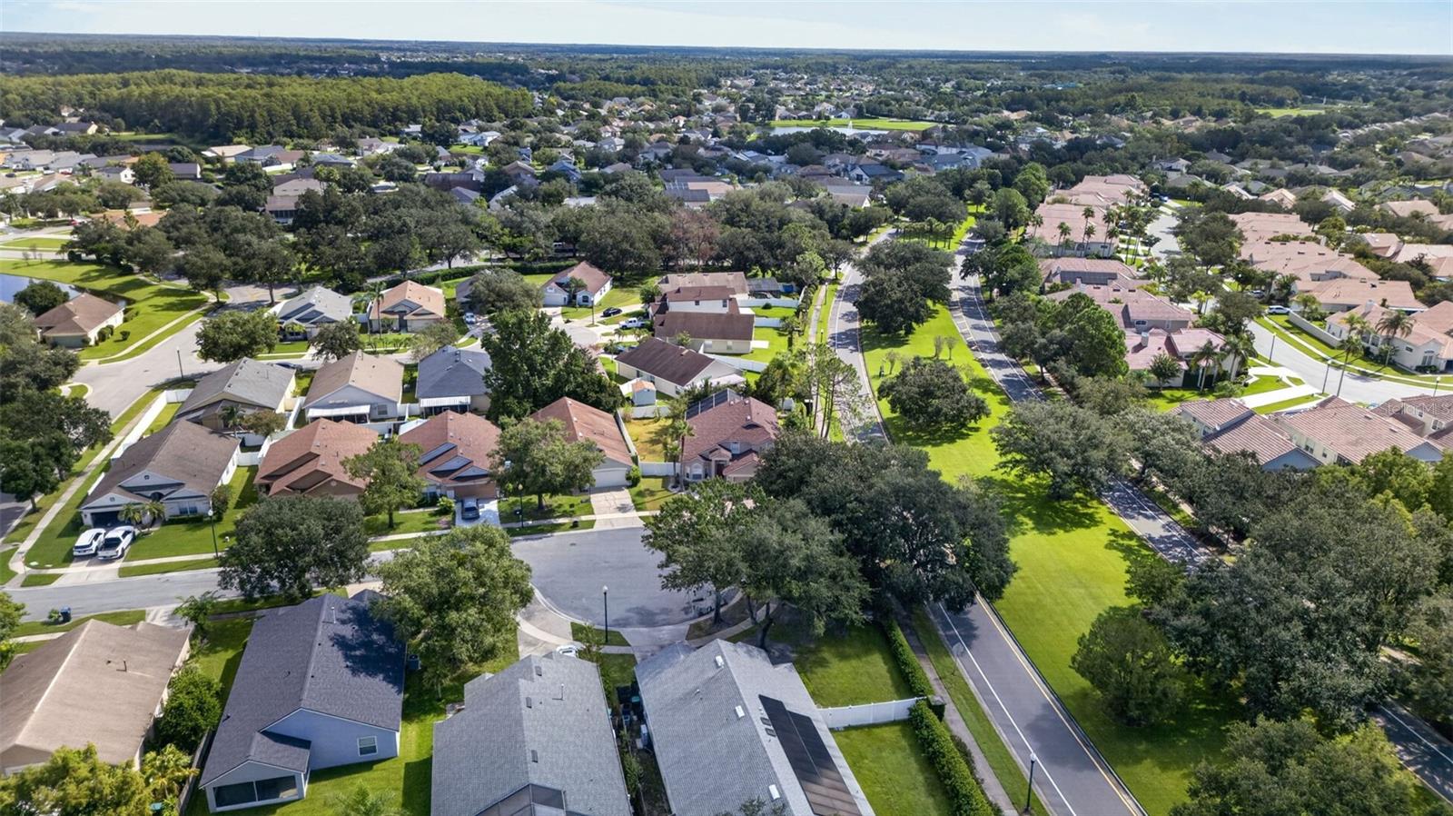 101 RAZORBILL CT — photo 4