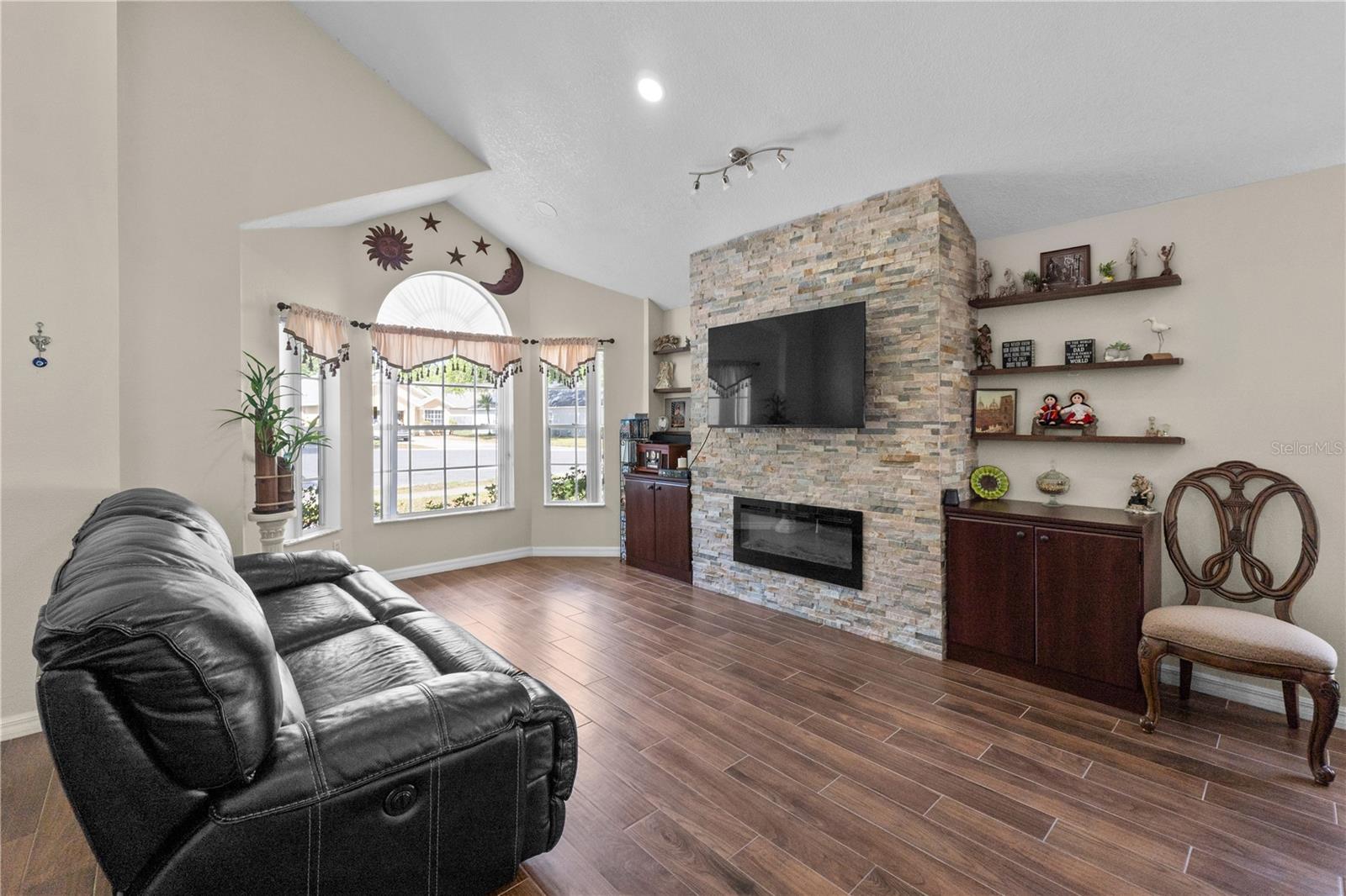 101 RAZORBILL CT — photo 6