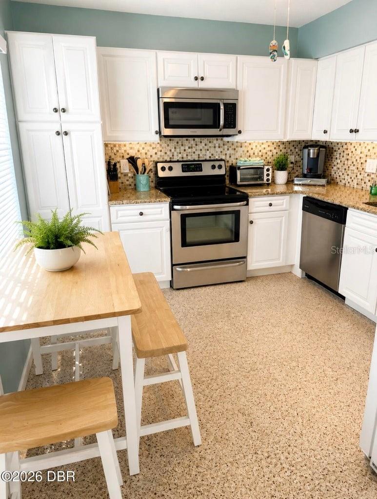 573 N ATLANTIC AVE #5 — photo 5