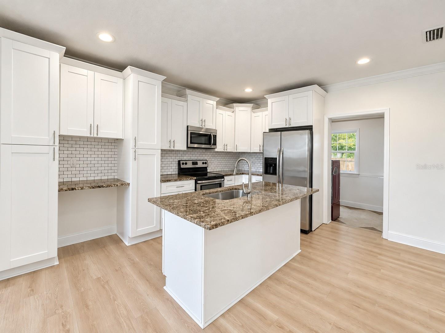 2714 W PALMETTO ST — photo 6