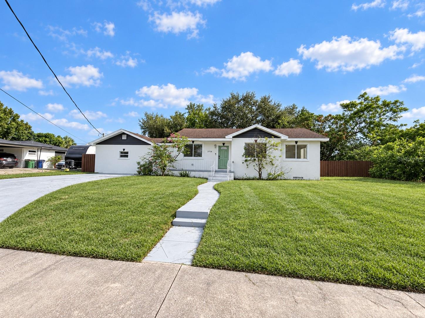 2714 W PALMETTO ST