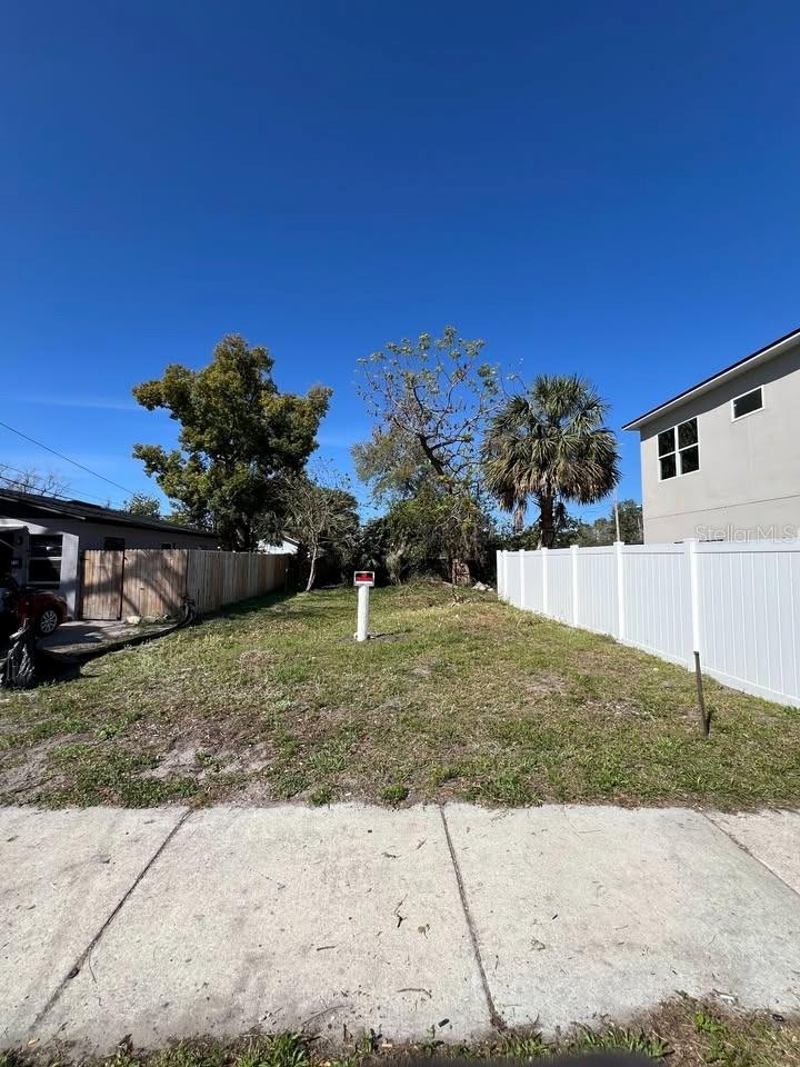 706 S LEE AVE — photo 4