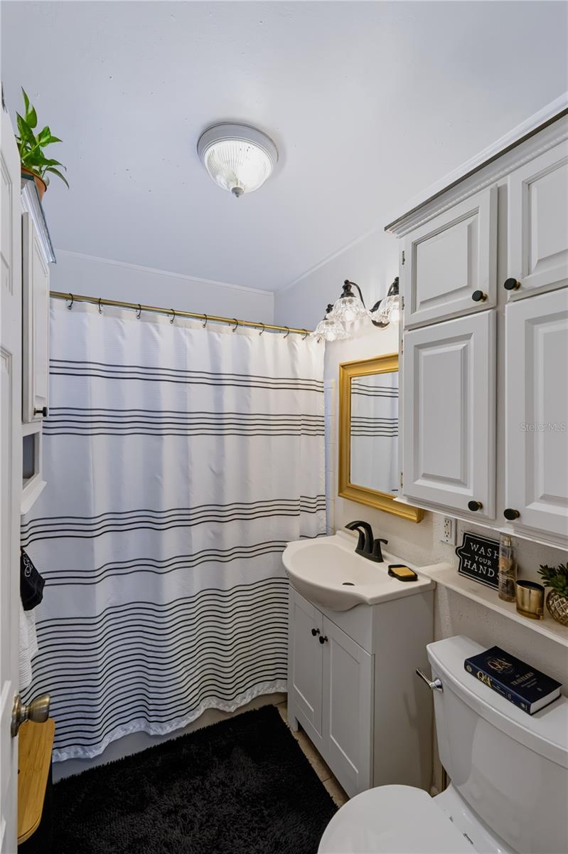 2280 HAGEN AVE — photo 7
