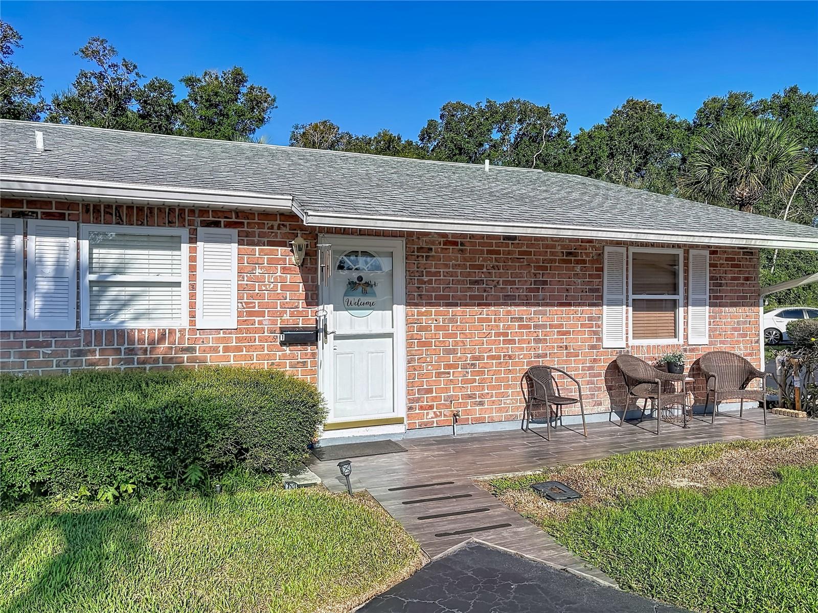 1 FAIRWAY CT — photo 2