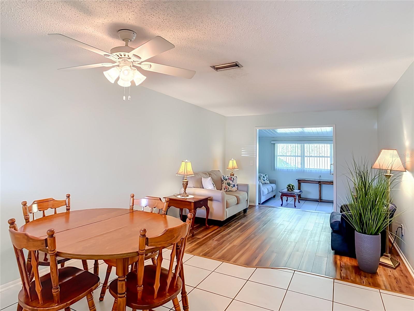 1 FAIRWAY CT — photo 5