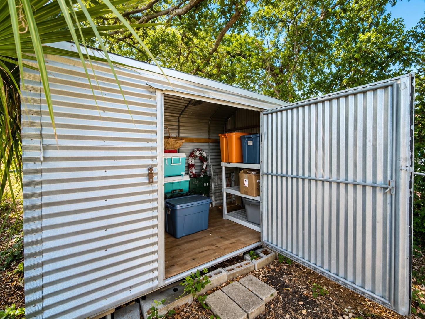 105 MARGARET ST — photo 9