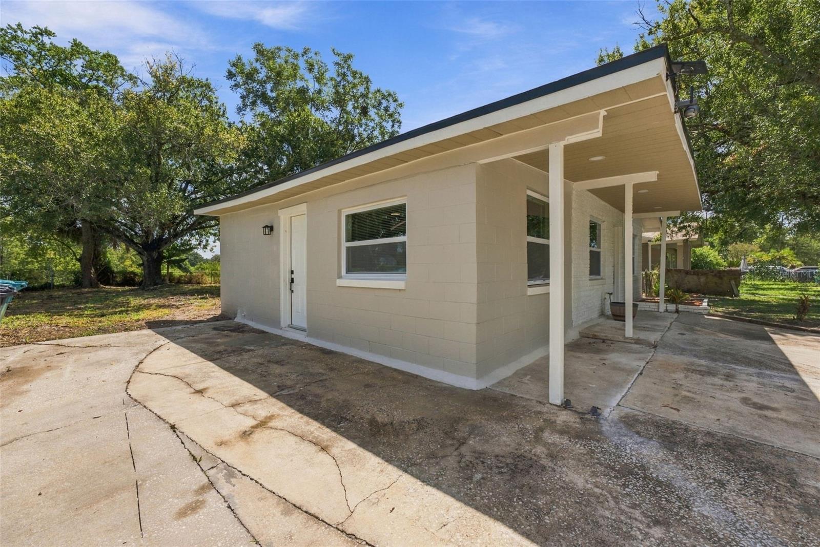 1321 LESCOT LN — photo 5