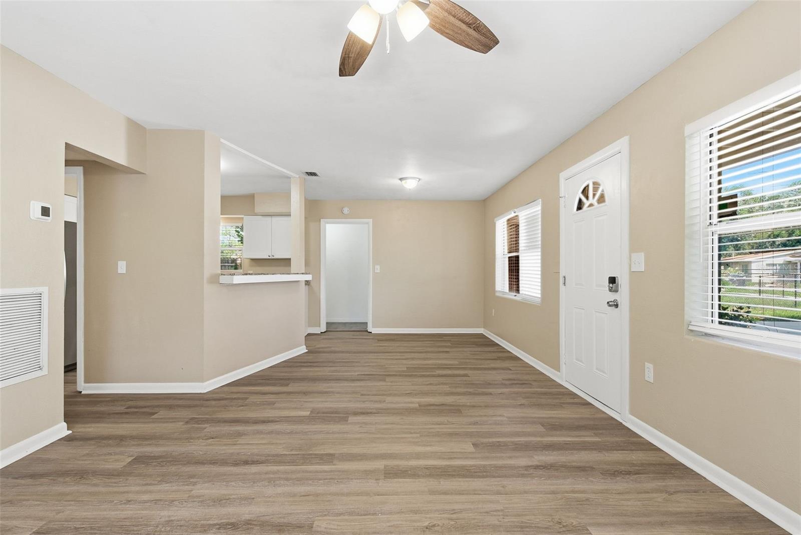 5119 DIVOT CT — photo 9