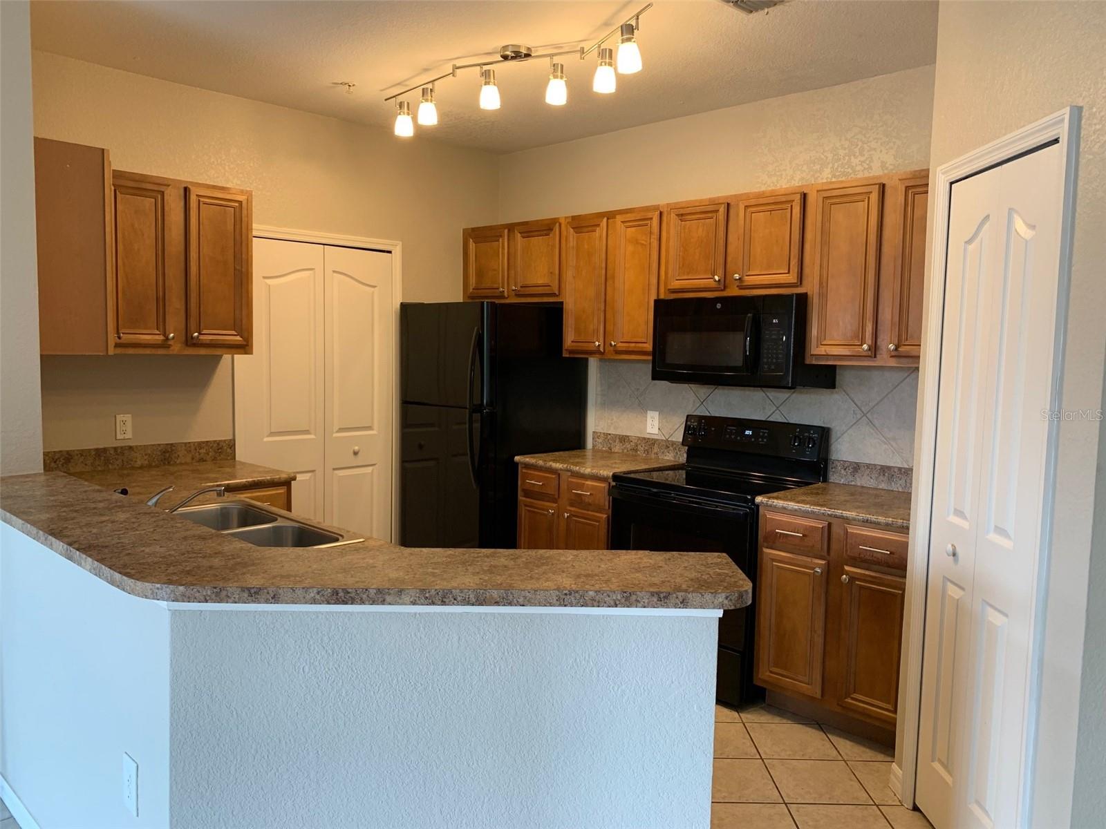 6159 METROWEST BLVD #205 — photo 3