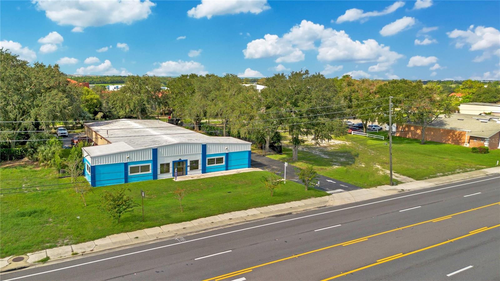 404 W ORANGE BLOSSOM TRL — photo 8