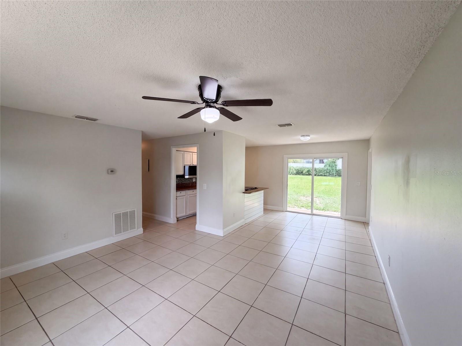 1336 NADINE DR — photo 3