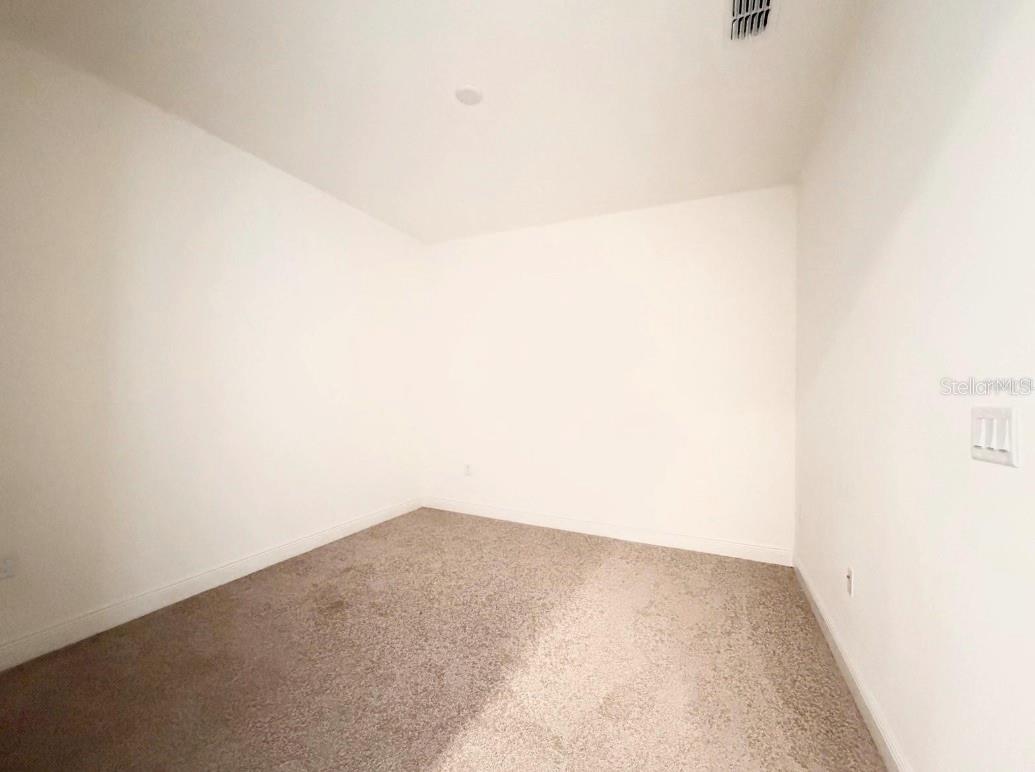 9886 BUCKLOW HILL DR — photo 10