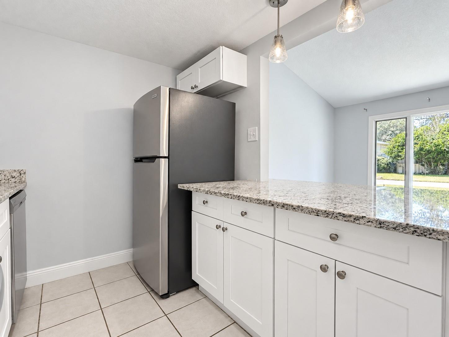 23 COUNTRY CLUB DR #B — photo 6