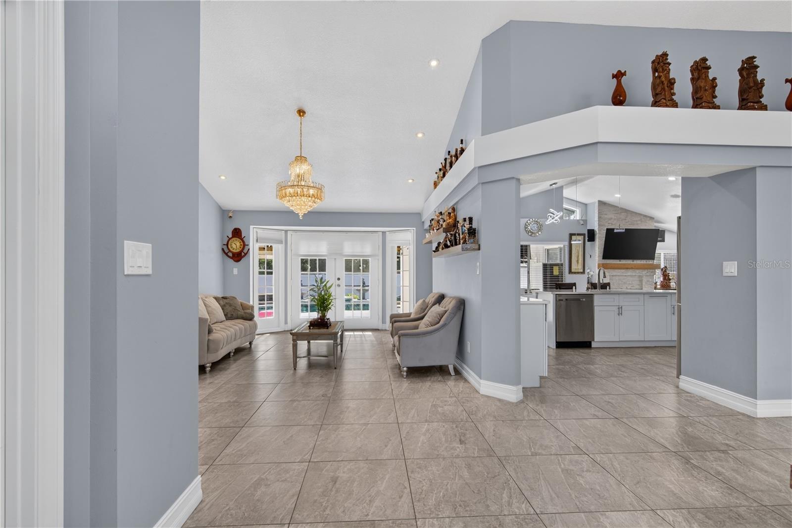 319 OAKWOOD CT — photo 11