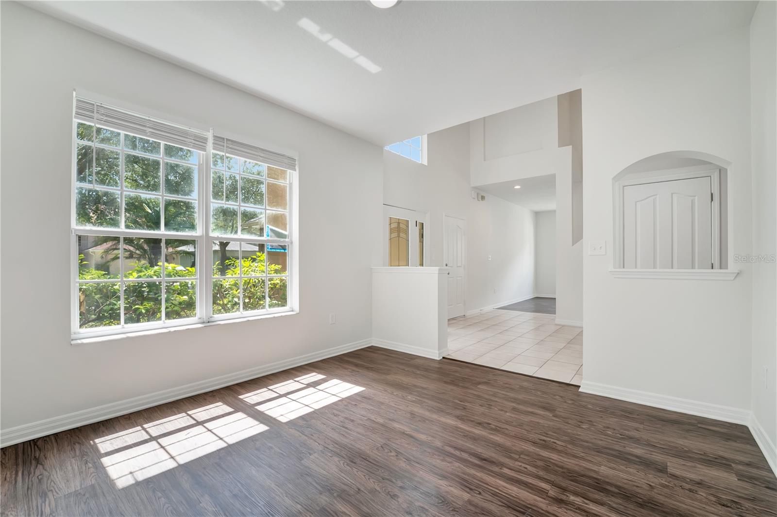 8218 CANARY CANYON WAY — photo 4