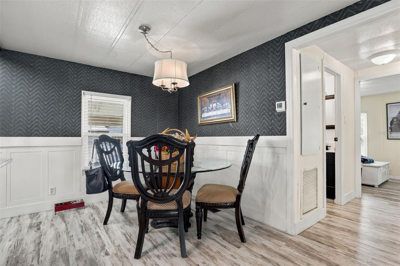 34 DA ROSA AVE — photo 12