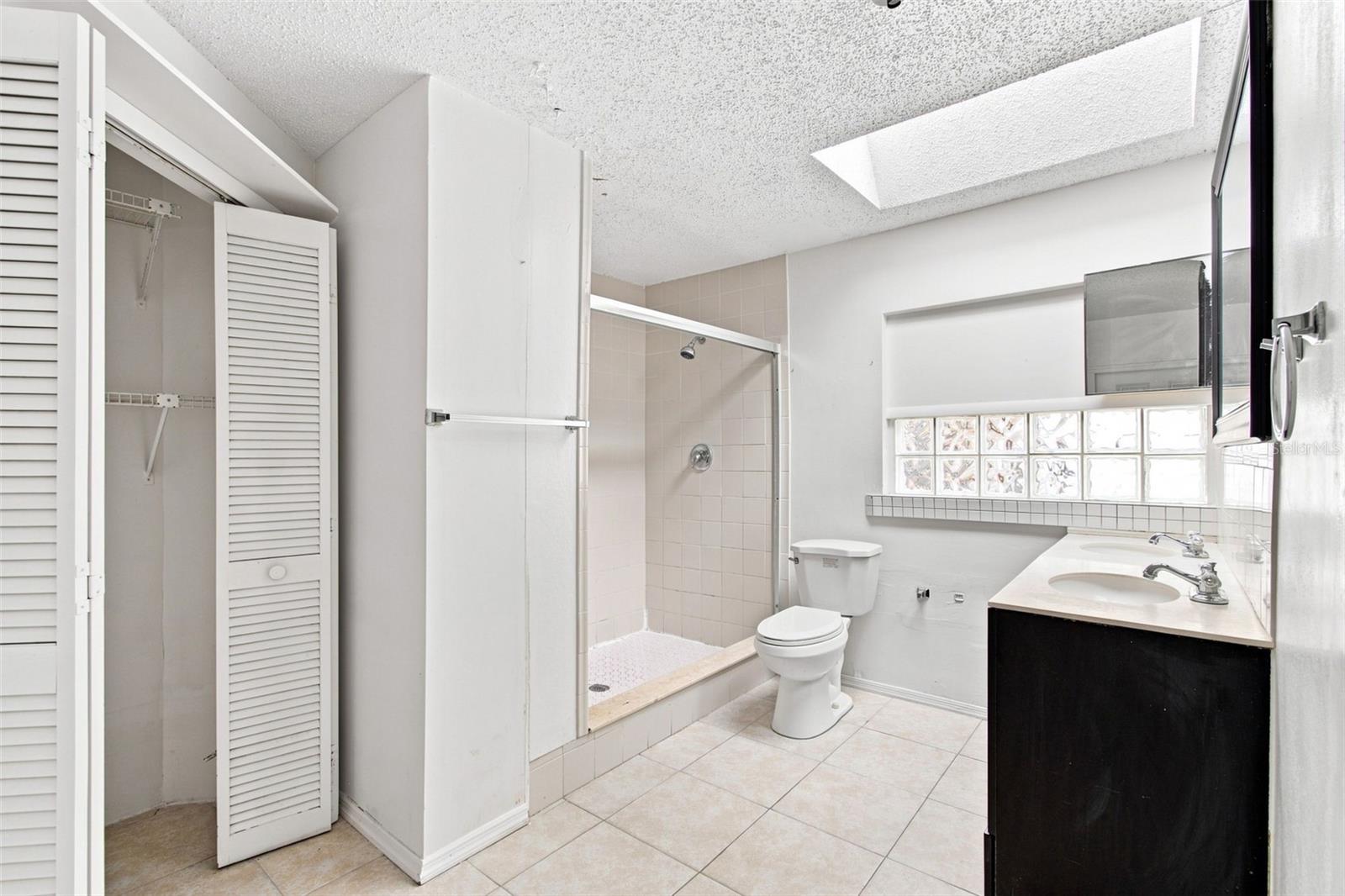 5676 BRECKENRIDGE CIR — photo 11