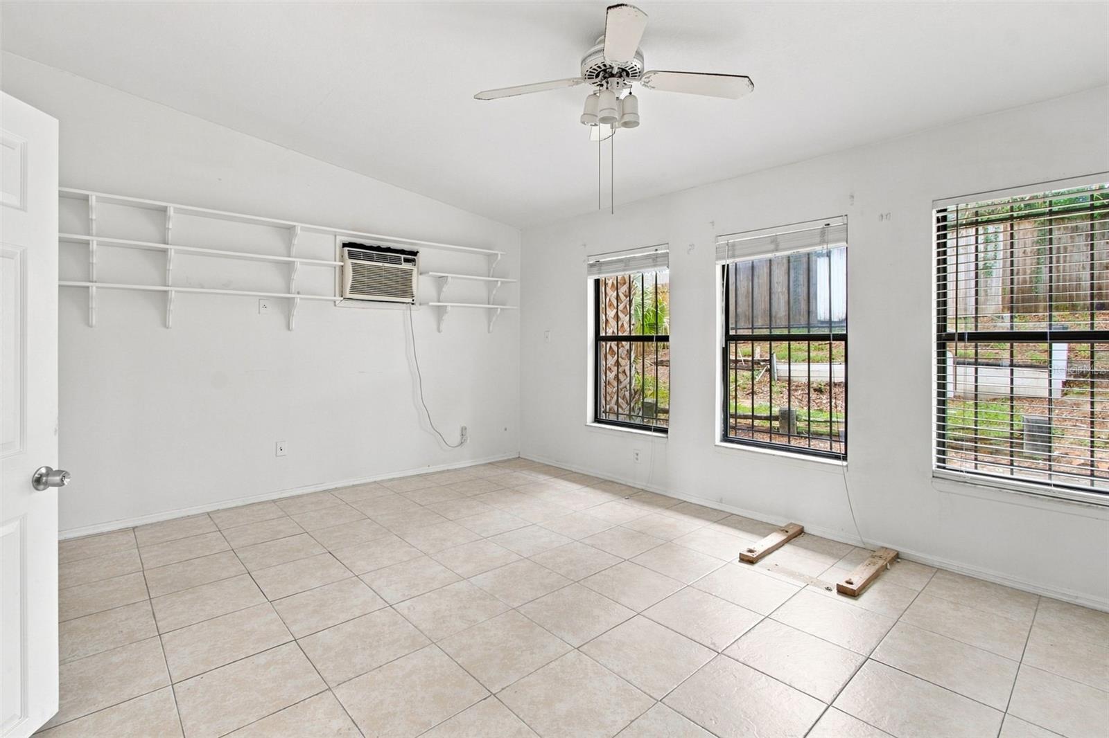 5676 BRECKENRIDGE CIR — photo 10