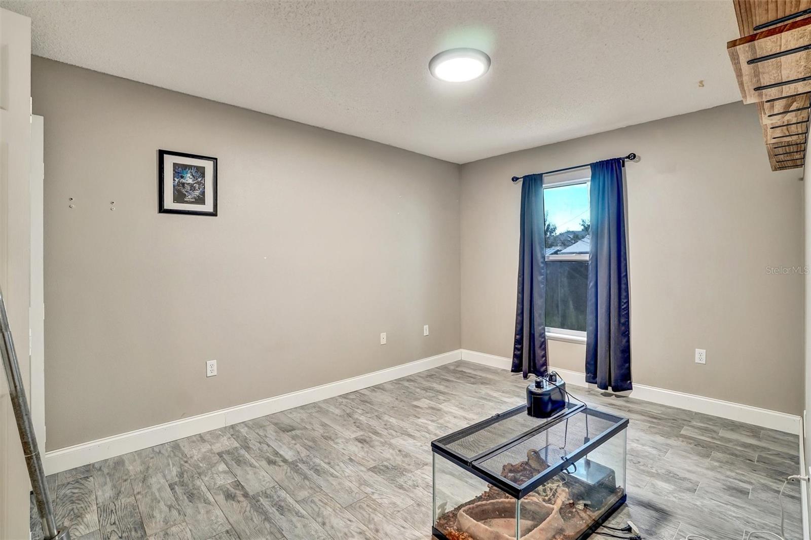 3046 BLAINE CIR — photo 8