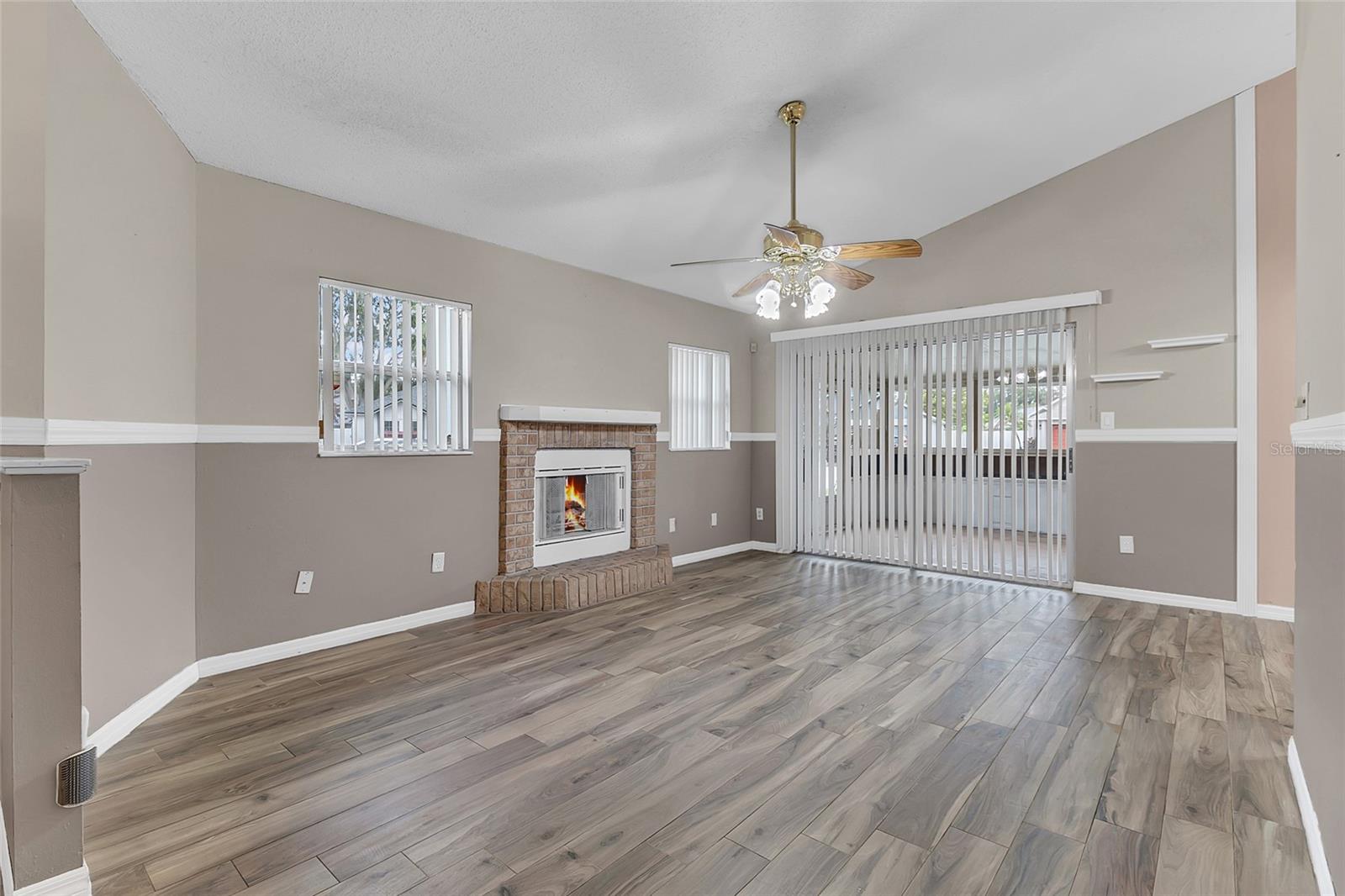 2601 BRIANA CT — photo 4