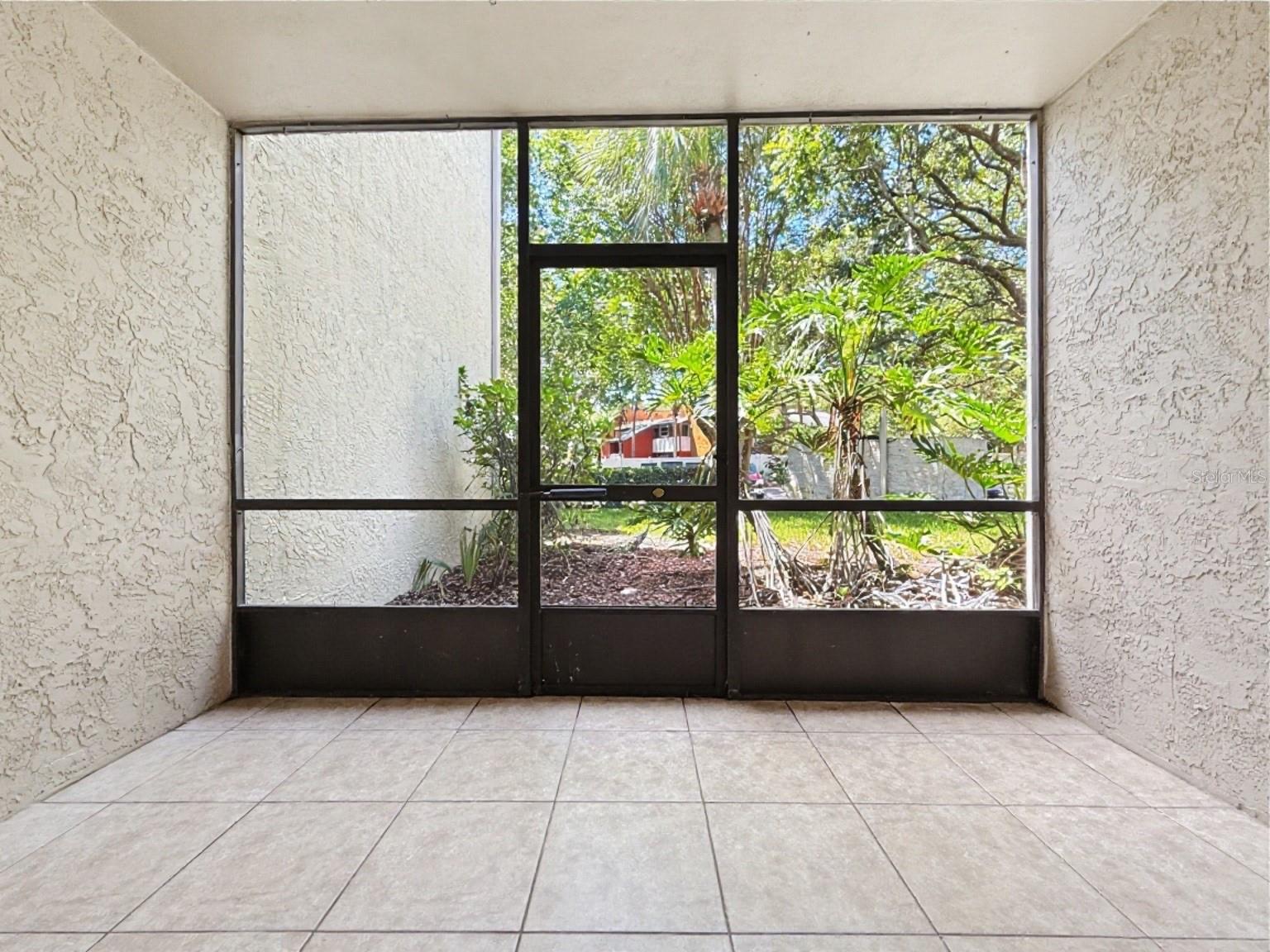 3284 S SEMORAN BLVD #11 — photo 8