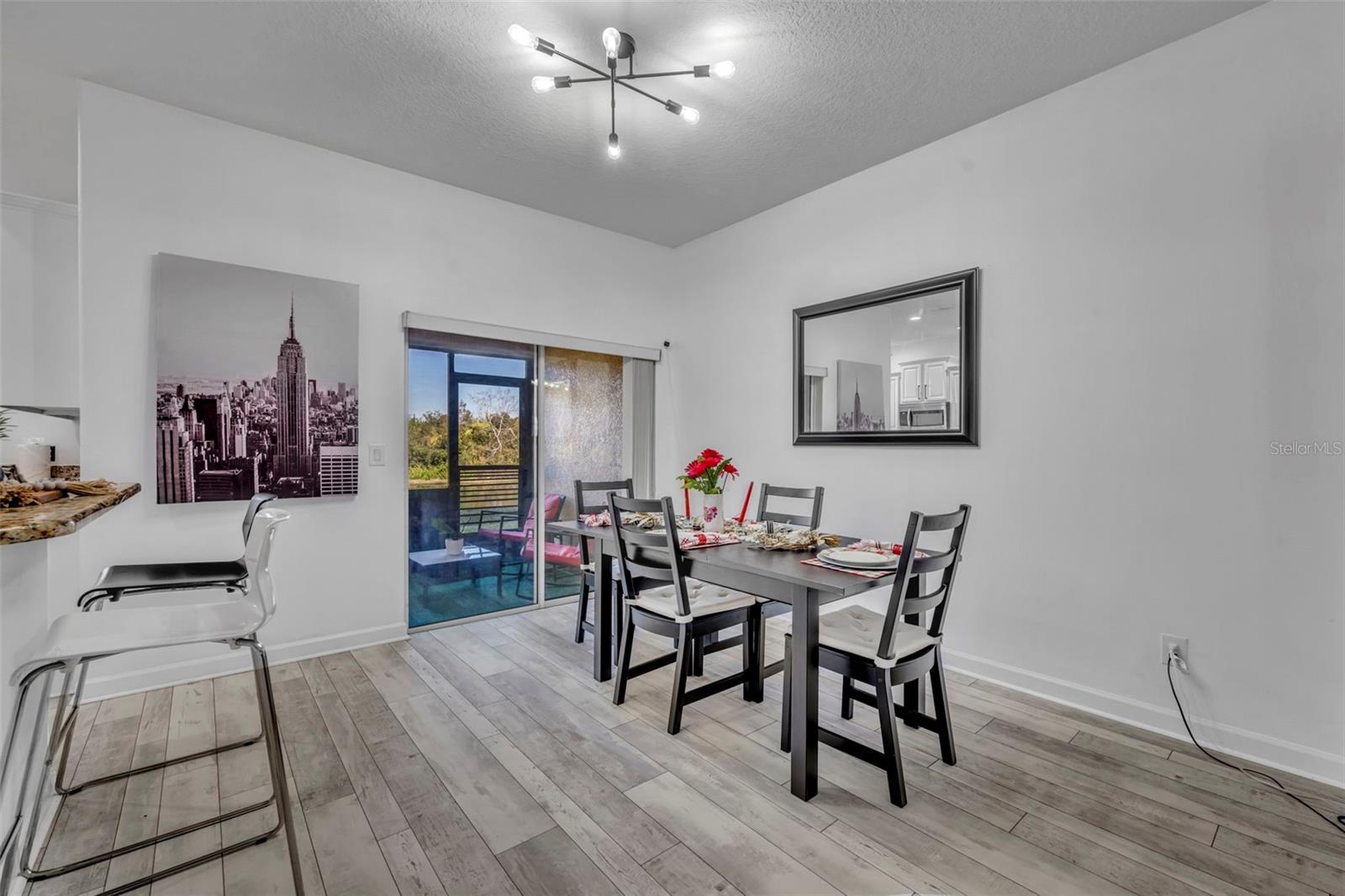 2829 ADELAIDE CT — photo 11