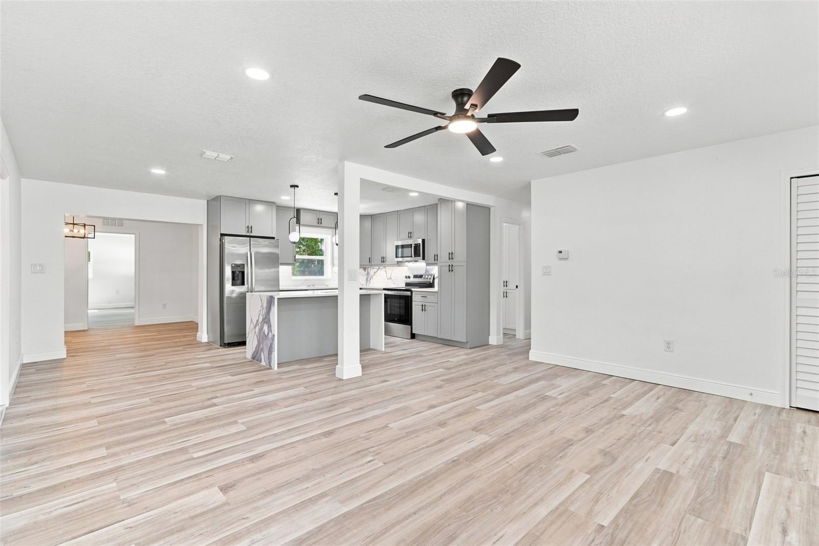 4904 DANNY BOY CIR — photo 11
