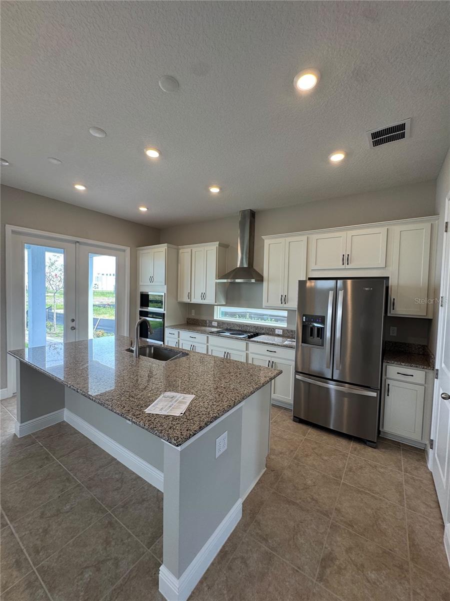 9841 PEEBLES ST — photo 12