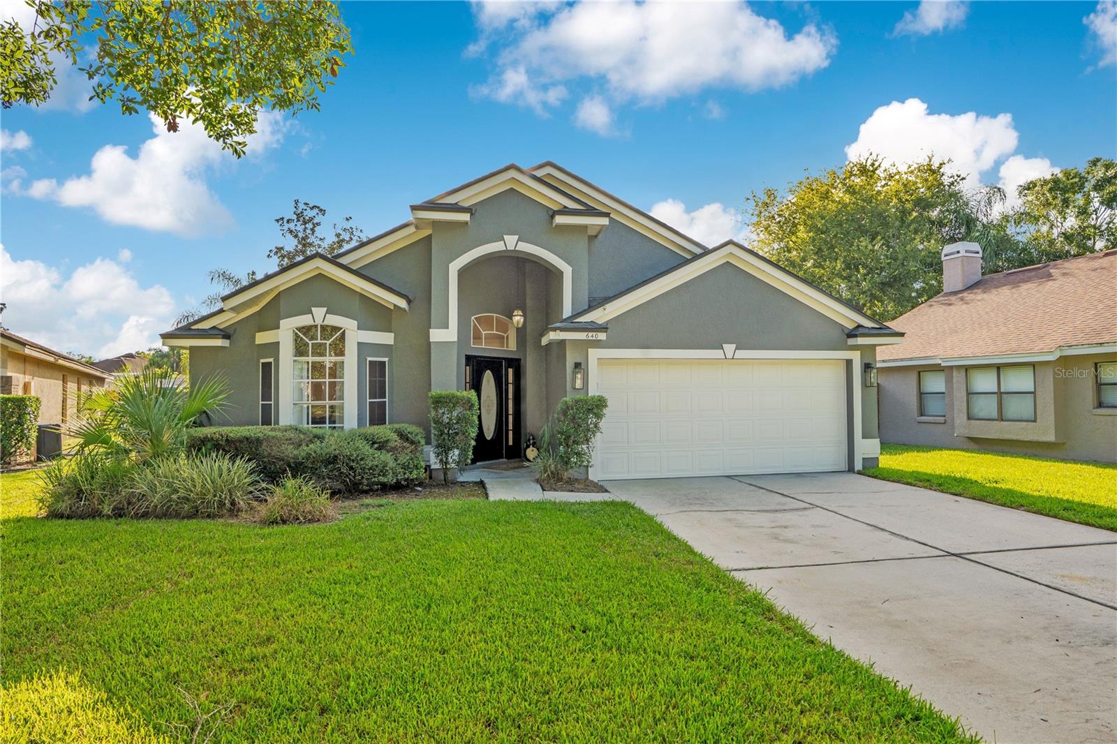 640 LANCE CT